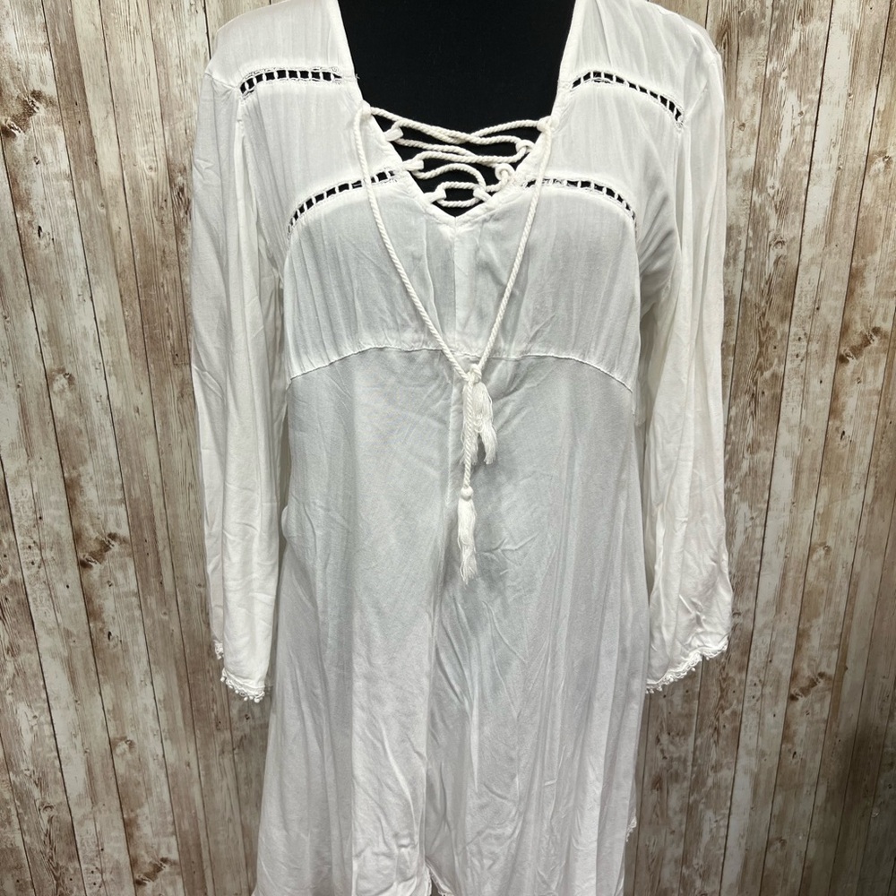 White Lace-Up Blouse with‎ Breezy Sleeves
